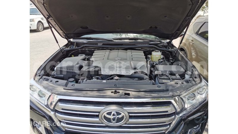 Big with watermark toyota land cruiser ashanti import dubai 28617