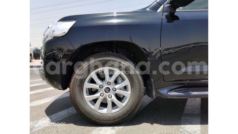 Big with watermark toyota land cruiser ashanti import dubai 28617