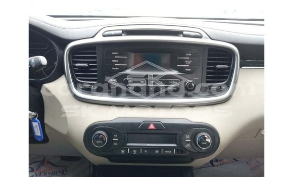 Buy Import Kia Sorento White Car in Import - Dubai in Ashanti Buy Import Kia Sorento White Car in Import - Dubai in Ashanti