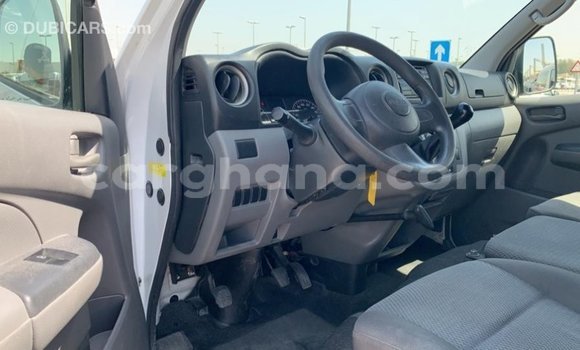 Buy Import Mitsubishi Fuso White Truck in Import - Dubai in Ashanti Buy Import Mitsubishi Fuso White Truck in Import - Dubai in Ashanti