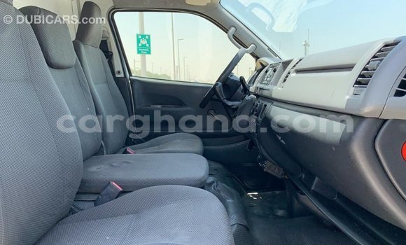 Ra Imported Toyota Hiace funfun Ọkọ̀ in Import - Dubai ni Ashanti Ra Imported Toyota Hiace funfun Ọkọ̀ in Import - Dubai ni Ashanti