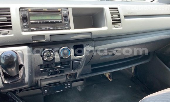 Ra Imported Toyota Hiace funfun Ọkọ̀ in Import - Dubai ni Ashanti Ra Imported Toyota Hiace funfun Ọkọ̀ in Import - Dubai ni Ashanti