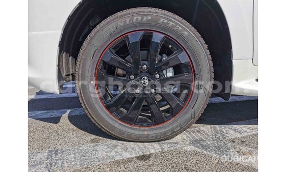 Buy Import Toyota Land Cruiser White Car in Import - Dubai in Ashanti Buy Import Toyota Land Cruiser White Car in Import - Dubai in Ashanti