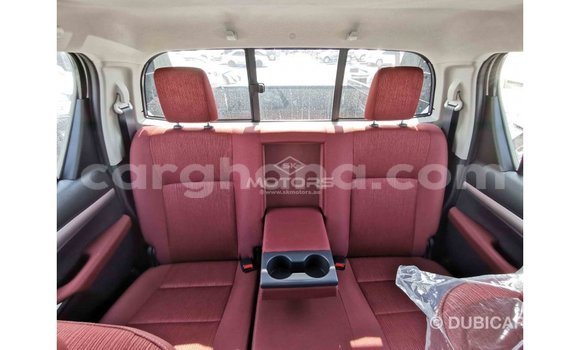 Sayi Imported Toyota Hilux White Mota in Import - Dubai a Ashanti Sayi Imported Toyota Hilux White Mota in Import - Dubai a Ashanti