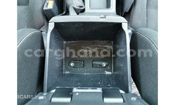 Buy Import Toyota Hilux White Car in Import - Dubai in Ashanti Buy Import Toyota Hilux White Car in Import - Dubai in Ashanti