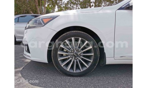 Ra Imported Kia Cadenza funfun Ọkọ̀ in Import - Dubai ni Ashanti Ra Imported Kia Cadenza funfun Ọkọ̀ in Import - Dubai ni Ashanti