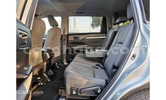 Ra Imported Toyota Highlander funfun Ọkọ̀ in Import - Dubai ni Ashanti Ra Imported Toyota Highlander funfun Ọkọ̀ in Import - Dubai ni Ashanti
