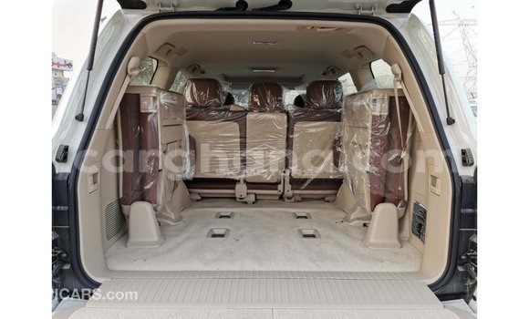 Buy Import Toyota Prado White Car in Import - Dubai in Ashanti Buy Import Toyota Prado White Car in Import - Dubai in Ashanti