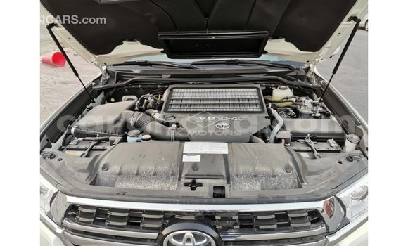 Buy Import Toyota Prado White Car in Import - Dubai in Ashanti Buy Import Toyota Prado White Car in Import - Dubai in Ashanti