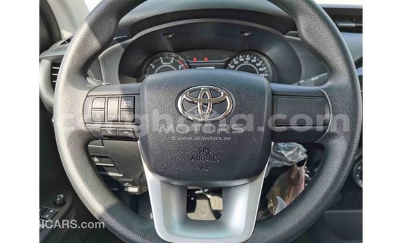 Ra Imported Toyota Hilux funfun Ọkọ̀ in Import - Dubai ni Ashanti Ra Imported Toyota Hilux funfun Ọkọ̀ in Import - Dubai ni Ashanti
