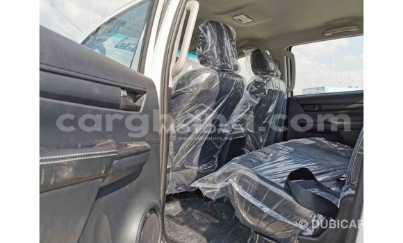 Ra Imported Toyota Hilux funfun Ọkọ̀ in Import - Dubai ni Ashanti Ra Imported Toyota Hilux funfun Ọkọ̀ in Import - Dubai ni Ashanti