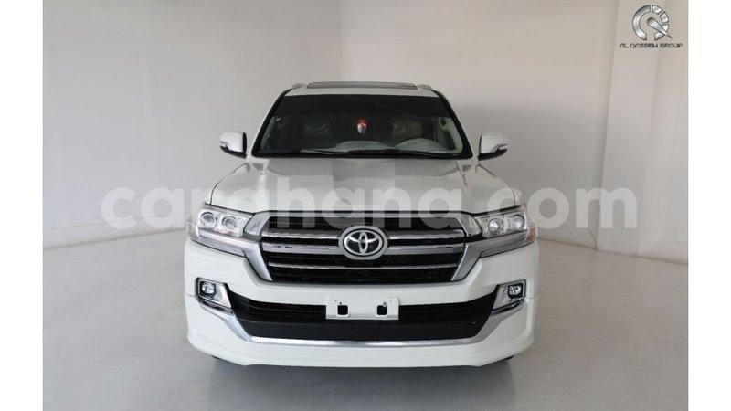 Big with watermark toyota land cruiser ashanti import dubai 28818