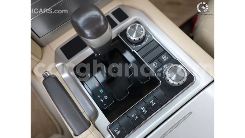 Big with watermark toyota land cruiser ashanti import dubai 28818