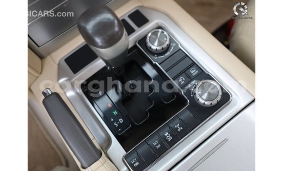 Buy Import Toyota Land Cruiser White Car in Import - Dubai in Ashanti Buy Import Toyota Land Cruiser White Car in Import - Dubai in Ashanti