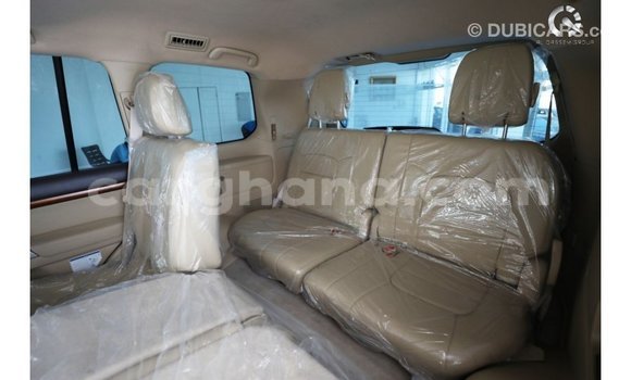 Buy Import Toyota Land Cruiser White Car in Import - Dubai in Ashanti Buy Import Toyota Land Cruiser White Car in Import - Dubai in Ashanti