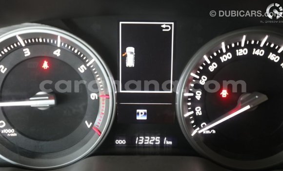 Buy Import Toyota Land Cruiser White Car in Import - Dubai in Ashanti Buy Import Toyota Land Cruiser White Car in Import - Dubai in Ashanti