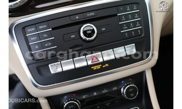 Sayi Imported Mercedes‒Benz 250 White Mota in Import - Dubai a Ashanti Sayi Imported Mercedes‒Benz 250 White Mota in Import - Dubai a Ashanti