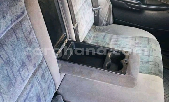 Buy Used Honda CR–V White Car in Accra in Greater Accra Buy Used Honda CR–V White Car in Accra in Greater Accra