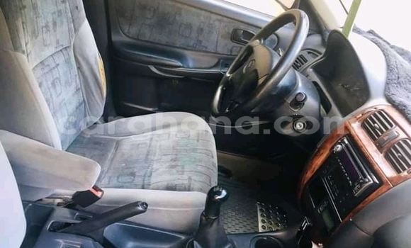 Buy Used Honda CR–V White Car in Accra in Greater Accra Buy Used Honda CR–V White Car in Accra in Greater Accra