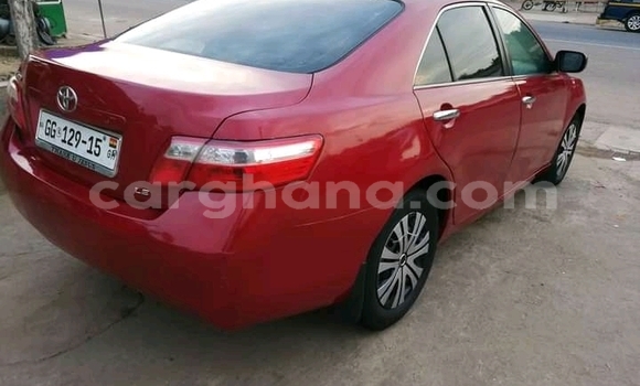 Sayi Na hannu Toyota Camry Red Mota in Accra a Greater Accra Sayi Na hannu Toyota Camry Red Mota in Accra a Greater Accra