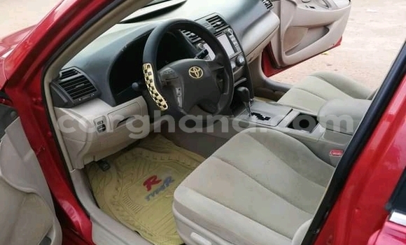 Sayi Na hannu Toyota Camry Red Mota in Accra a Greater Accra Sayi Na hannu Toyota Camry Red Mota in Accra a Greater Accra