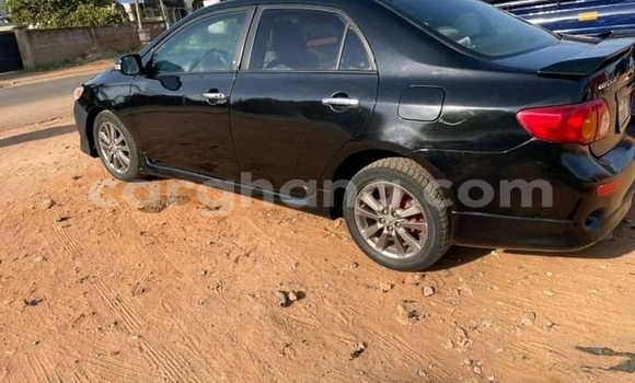 Sayi Na hannu Toyota Corolla Black Mota in Accra a Greater Accra