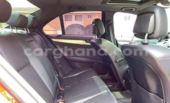 Buy Used Mercedes‒Benz 300–Series Red Car in Accra in Greater Accra Buy Used Mercedes‒Benz 300–Series Red Car in Accra in Greater Accra