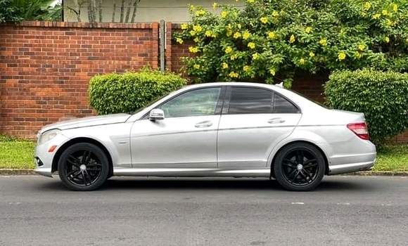 Buy Used Mercedes‒Benz 300CD Other Car in Accra in Greater Accra Buy Used Mercedes‒Benz 300CD Other Car in Accra in Greater Accra