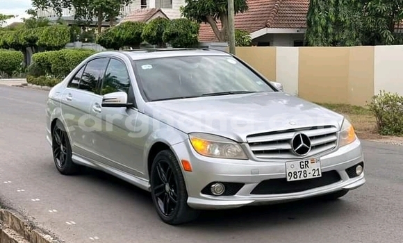 Buy Used Mercedes‒Benz 300CD Other Car in Accra in Greater Accra Buy Used Mercedes‒Benz 300CD Other Car in Accra in Greater Accra