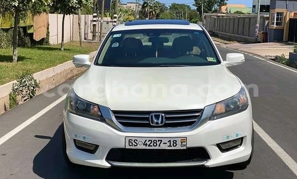 Buy Used Honda Accord White Car in Accra in Greater Accra Buy Used Honda Accord White Car in Accra in Greater Accra