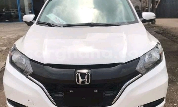 Ra Àlòkù Honda HR–V funfun Ọkọ̀ in Accra ni Greater Accra Ra Àlòkù Honda HR–V funfun Ọkọ̀ in Accra ni Greater Accra