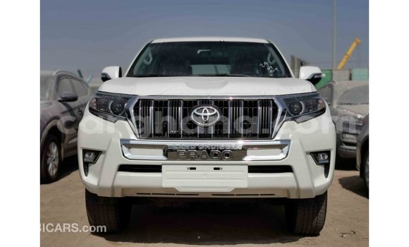 Sayi Imported Toyota Prado White Mota in Import - Dubai a Ashanti Sayi Imported Toyota Prado White Mota in Import - Dubai a Ashanti