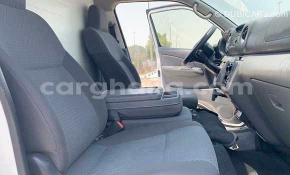 Ra Imported Nissan Urvan funfun Ọkọ̀ in Import - Dubai ni Ashanti Ra Imported Nissan Urvan funfun Ọkọ̀ in Import - Dubai ni Ashanti