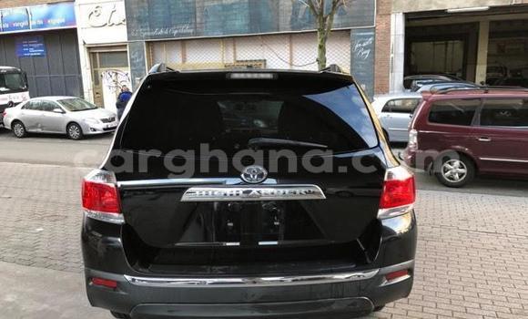 Ra Àlòkù Toyota Highlander Black Ọkọ̀ in Accra ni Greater Accra Ra Àlòkù Toyota Highlander Black Ọkọ̀ in Accra ni Greater Accra