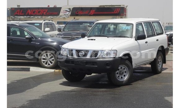 Buy Import Nissan Patrol White Car in Import - Dubai in Ashanti Buy Import Nissan Patrol White Car in Import - Dubai in Ashanti