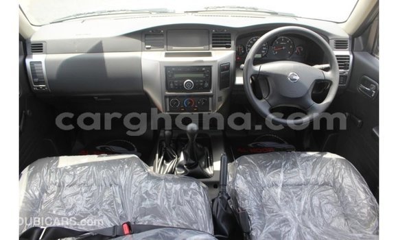 Buy Import Nissan Patrol White Car in Import - Dubai in Ashanti Buy Import Nissan Patrol White Car in Import - Dubai in Ashanti