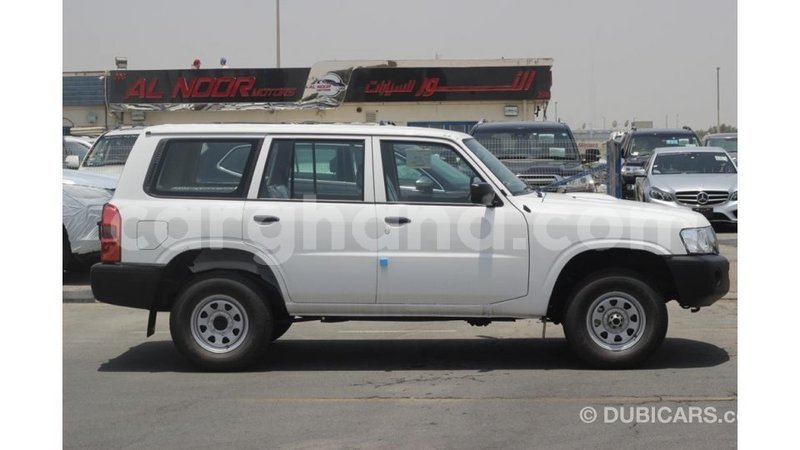 Big with watermark nissan patrol ashanti import dubai 28908