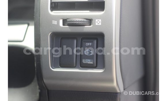 Buy Import Nissan Patrol White Car in Import - Dubai in Ashanti Buy Import Nissan Patrol White Car in Import - Dubai in Ashanti