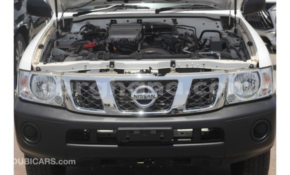 Buy Import Nissan Patrol White Car in Import - Dubai in Ashanti Buy Import Nissan Patrol White Car in Import - Dubai in Ashanti