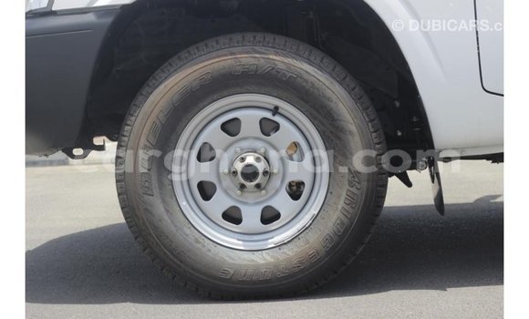 Buy Import Nissan Patrol White Car in Import - Dubai in Ashanti Buy Import Nissan Patrol White Car in Import - Dubai in Ashanti