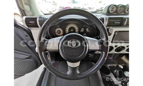 Sayi Imported Toyota FJ Cruiser Black Mota in Import - Dubai a Ashanti Sayi Imported Toyota FJ Cruiser Black Mota in Import - Dubai a Ashanti