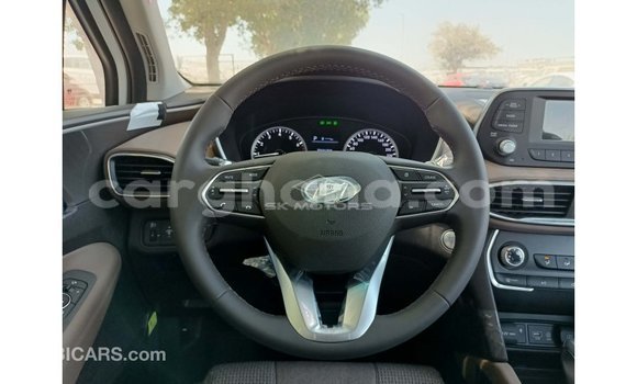 Buy Import Hyundai Santa Fe White Car in Import - Dubai in Ashanti Buy Import Hyundai Santa Fe White Car in Import - Dubai in Ashanti