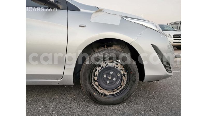 Big with watermark toyota yaris ashanti import dubai 28987