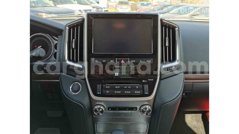 Big with watermark toyota land cruiser ashanti import dubai 29023