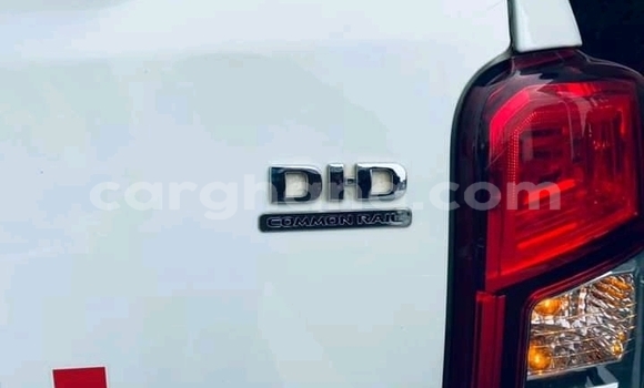 Sayi Na hannu Mitsubishi L200 White Mota in Accra a Greater Accra Sayi Na hannu Mitsubishi L200 White Mota in Accra a Greater Accra