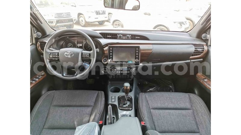 Big with watermark toyota hilux ashanti import dubai 29080