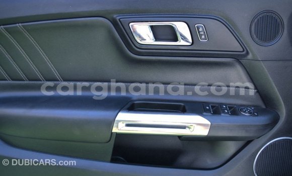 Ra Imported Ford Mustang funfun Ọkọ̀ in Import - Dubai ni Ashanti Ra Imported Ford Mustang funfun Ọkọ̀ in Import - Dubai ni Ashanti