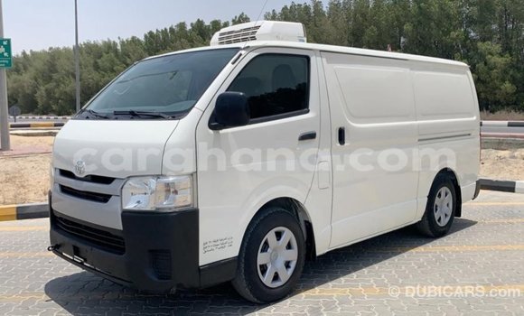 Sayi Imported Toyota Hiace White Mota in Import - Dubai a Ashanti Sayi Imported Toyota Hiace White Mota in Import - Dubai a Ashanti