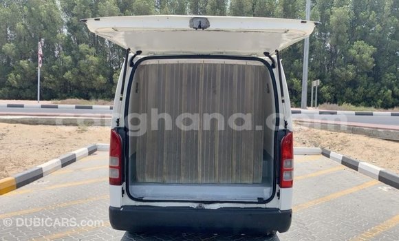 Sayi Imported Toyota Hiace White Mota in Import - Dubai a Ashanti Sayi Imported Toyota Hiace White Mota in Import - Dubai a Ashanti