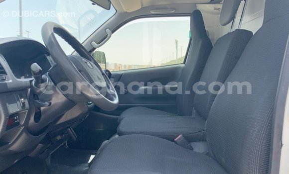 Sayi Imported Toyota Hiace White Mota in Import - Dubai a Ashanti Sayi Imported Toyota Hiace White Mota in Import - Dubai a Ashanti